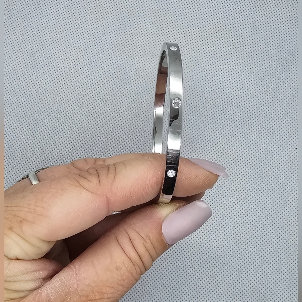 Silver Fashion Bangle Bracelet with Crystal's
